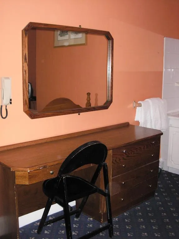 Mcelroy Budget Accommodation Dublin Ireland