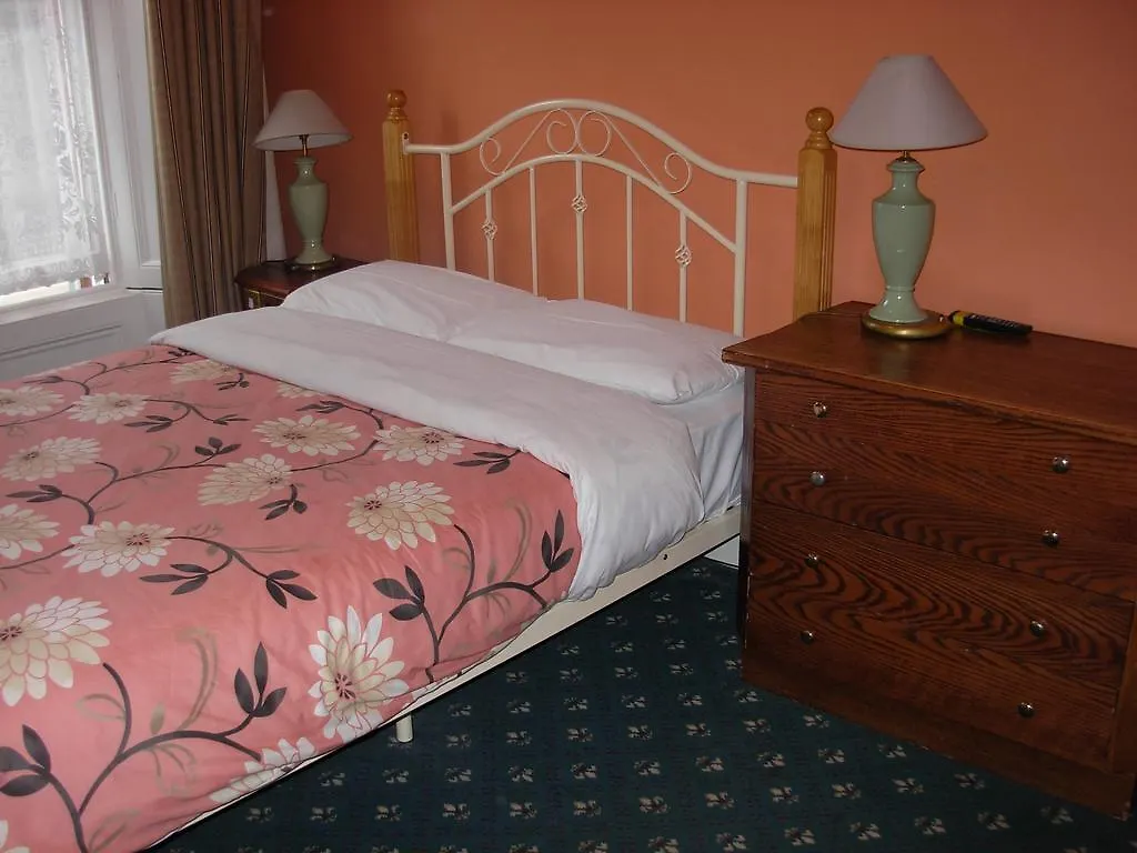 Mcelroy Budget Accommodation Dublin