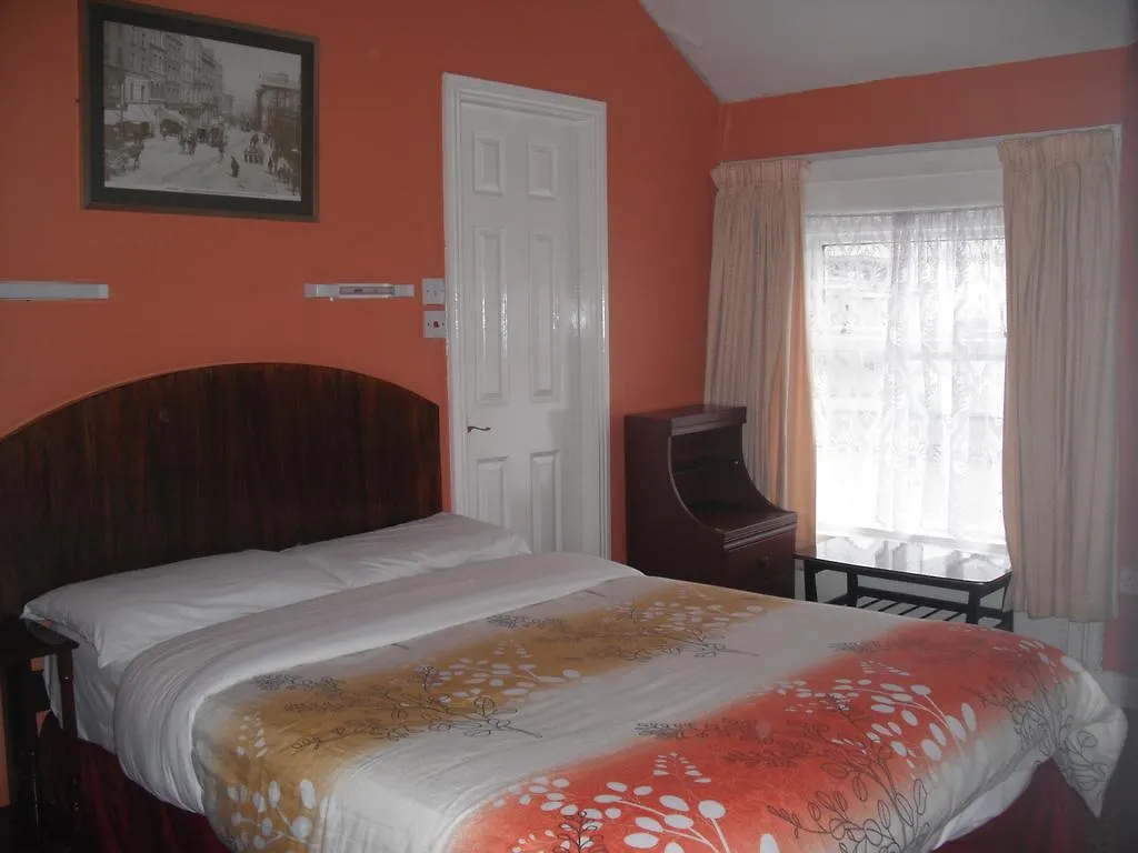Hostel Mcelroy Budget Accommodation Dublin